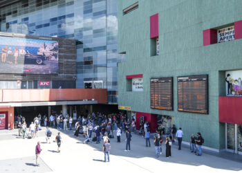 Roma, alla stazione Tiburtina niente servizi igienici per gli addetti all’antincendio: solo wc a pagamento (1,20 € ogni pipì)