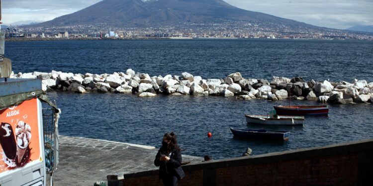 Bradisismo, Paudice (Cgil Napoli e Campania): il problema è come convivere con il fenomeno,  la speculazione politica non è una soluzione