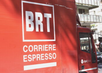 Logistica, a Genova sciopero e presidio dei corrieri Bartolini