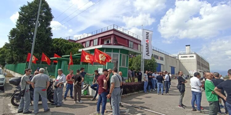 Ammann Italy, avviata procedura di licenziamento per 64 lavoratori di Bussolengo, sciopero e presidio davanti ai cancelli dell’azienda
