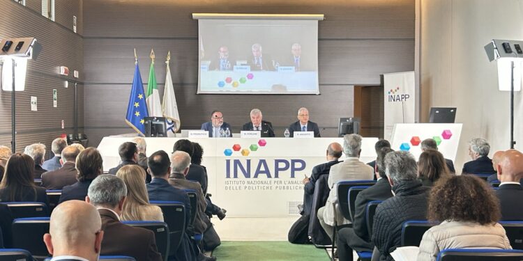 Formazione continua , per la prima volta il tasso di partecipazione sale oltre il 10% ma siamo ancora in basso nella classifica Ue. I dati del XXIV rapporto Inapp