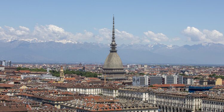 Contratto metalmeccanici, il Comune di Torino approva un Odg a sostegno della vertenza