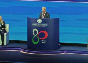 Demografia, competenze, contrattazione e gestione dei lavoratori migranti. La rotta della Confcommercio all’Assemblea annuale