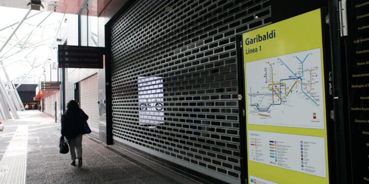 Tpl Napoli, Garante scioperi sanziona i sindacati per 40mila euro