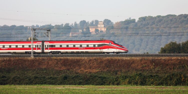 Carcere e lavoro, al via il progetto Webuild-ministero della Giustizia: 10 detenuti sui cantieri dell’Alta Velocità campana