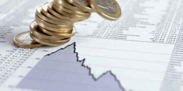 Economia, Istat: nel III trimestre crescita ferma, su anno +0,4%, la variazione acquisita per il 2025 allo 0,5%