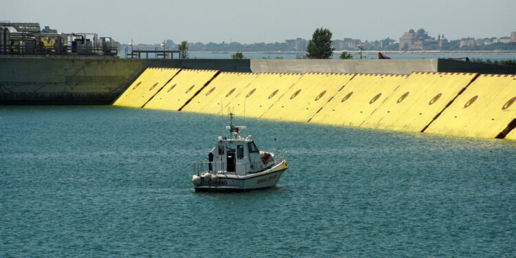 Mose, i sindacati chiedono lo sblocco delle risorse già stanziate