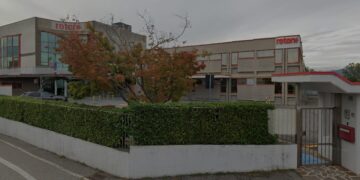 Presidio davanti alla Rotork: l’azienda conferma i 30 esuberi