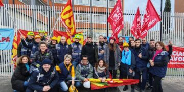 Quelli tra fiction e realtà: il flash mob degli ispettori del lavoro davanti alla Rai contro l’ipotesi di assorbimento da parte del ministero del lavoro