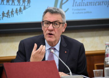 Salari, Landini: contrattazione annuale per il recupero dell’inflazione