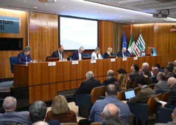 Salario e welfare i più contrattati al livello decentrato. Crescono le varie forme di partecipazione, arranca la formazione. I dati del VII Rapporto Ocsel della Cisl