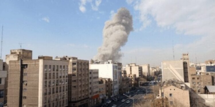 Iran, Landini e Fumarola, solidarietà al popolo iraniano, ma si torni alla diplomazia