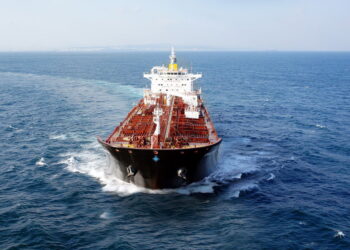 Quanto (e come) i petrolieri stanno accumulando extraprofitti malgrado Hormuz