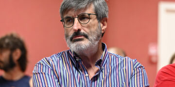 Caporalato, dal suicidio di Alagi ai milioni del Pnrr sprecati dal governo: cosi va avanti la vita nei ghetti. Intervista con Mininni (Flai-Cgil)