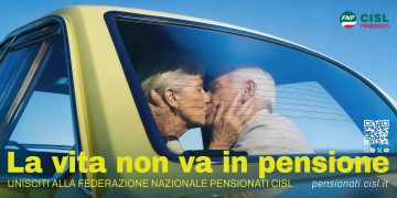 Il “Bacio dei pensionati”: diventa un caso la campagna per il tesseramento della FNP Cisl. Intervista al segretario generale Roberto Pezzani: ‘’serve una nuova narrazione, la vecchiaia non è la fine della vita”