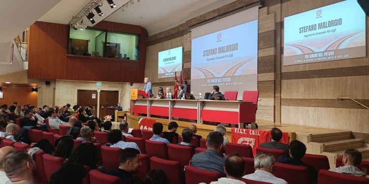 Trasporto ferroviario, l’assemblea dei delegati della Filt-Cgil boccia l’immobilismo del governo. Malorgio: “pronti alla mobilitazione”
