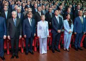 Confindustria: Orsini chiede, Meloni smussa e promette, ma da un anno all’altro cambia poco o nulla. Nel mirino di entrambi ancora l’Europa. Il leader degli industriali contro la guerra: ‘’una sconfitta dell’umanità, sempre’’