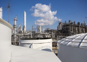 Basell Brindisi, Femca Cisl: “la chiusura degli impianti è irricevibile, ma basta strumentalizzazioni: la crisi della chimica è strutturale. L’azienda presenti un piano industriale”