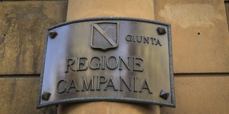 Regione Campania, varato il piano straordinario da 72milioni per lavoro e competenze