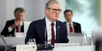 Regno Unito, Keir Starmer si dimette da primo ministro