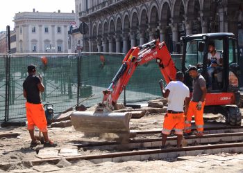 Emergenza caldo estremo, Greenpeace e Cgil: a rischio la salute di 1,5 milioni di lavoratori nei prossimi tre giorni