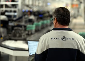 Stellantis, le conseguenze italiane del ‘’piano Filosa’’