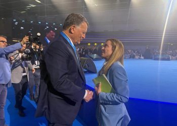 E Meloni disse ‘’qualcosa di sinistra’’. Al congresso della Uil la premier esalta il confronto con le parti sociali e la dignità del lavoro: ‘’un paese è forte solo se chi lavora sa di non essere solo’’