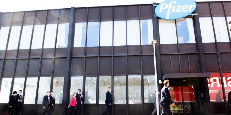 Vertenza Pfizer, i sindacati chiedono il ritiro immediato della procedura di licenziamento. Prossimo incontro al Mimit il 24 settembre