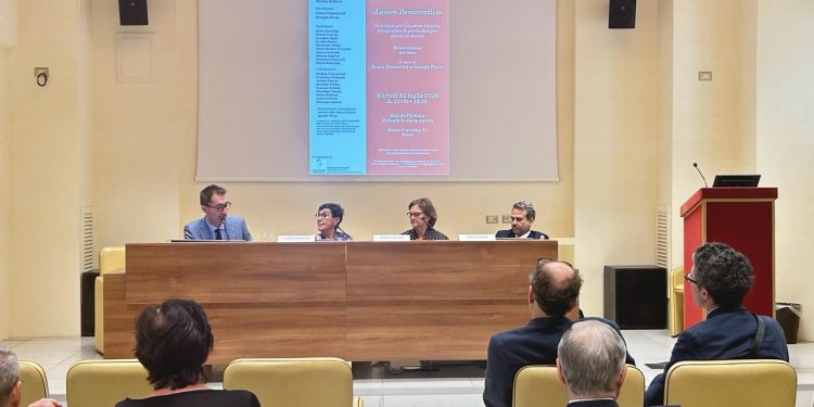 Quel legame che unisce lavoro, democrazia e dignità. A Roma la presentazione del libro “Lavoro democratico”, di Pennacchi e Fazio