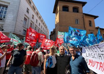 Sanità privata, sindacati e lavoratori in presidio davanti al Ministero: “Basta promesse, rinnovare subito i contratti”