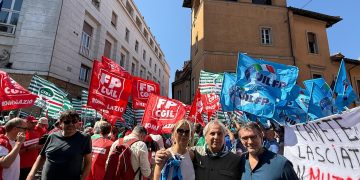 Sanità privata, sindacati e lavoratori in presidio davanti al Ministero: “Basta promesse, rinnovare subito i contratti”