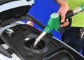 Carburanti, Eni e Ip mettono un freno ai prezzi dopo il taglio dello sconto fiscale. Fumarola: “Ora un tetto stabile per tutti”