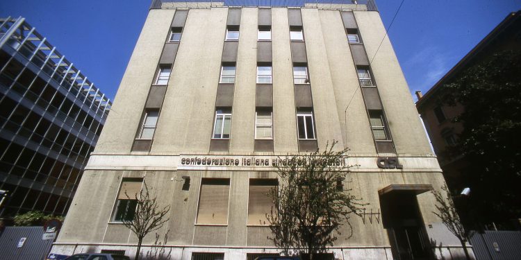 Cisl, dal Consiglio generale via libera all campagna “Il Patto che unisce”. Iniziative il 7 novembre a Genova, il 28 a Gioia Tauro e a metà dicembre a Roma