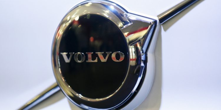 Volvo Cars taglia 2.500 posti di lavoro, 2mila in Svezia