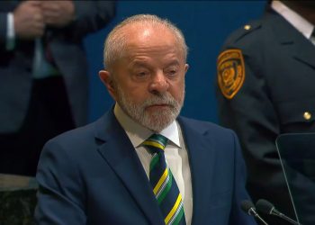 Presidenziali Brasile, sarà ballottaggio. Bolsonaro favorito, amarezza per Lula: “Risultati imprevisti”
