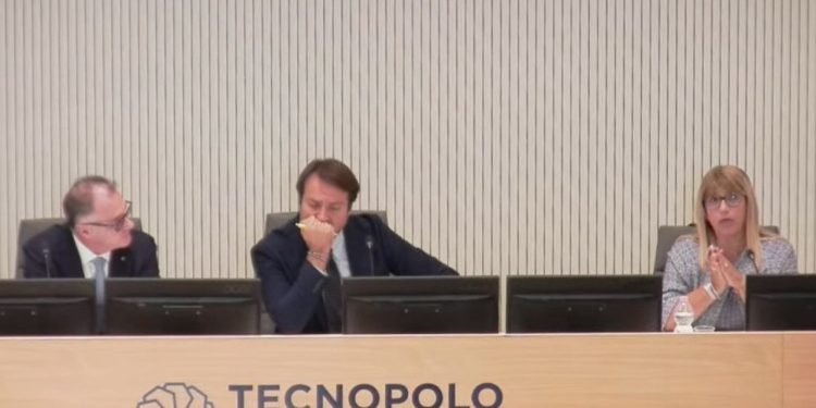 Rappresentanza e contratti, Orsini e Fumarola: “questo accordo s’ha da fare”. Ma la firma slitta a metà novembre. Per la segretaria Cisl l’intesa deve essere complessiva. E per Confindustria va superato il nodo artigiani