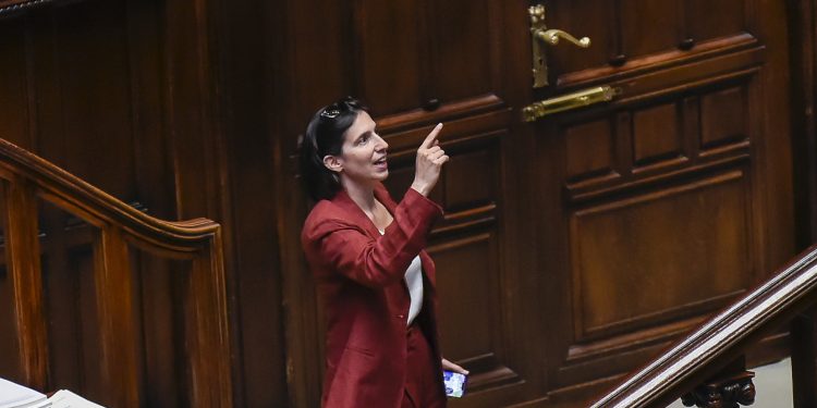 Elly Schlein torna alle origini, “solo con il radicalismo si vince”. Archiviato il Pd della cultura di governo. Le contromosse dei moderati e il tema della…durabilità