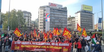 Carovita, riarmo e guerra, l’Usb porta lo sciopero in oltre 60 città: “Un milione in corteo”