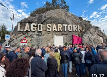 Diga dell’Ancipa: la memoria riaffiora dalla terra, il sacrificio e le cicatrici di una storia dimenticata servano da monito. La sicurezza sul lavoro deve essere un diritto