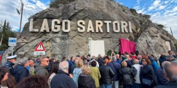 Diga dell’Ancipa: la memoria riaffiora dalla terra, il sacrificio e le cicatrici di una storia dimenticata servano da monito. La sicurezza sul lavoro deve essere un diritto